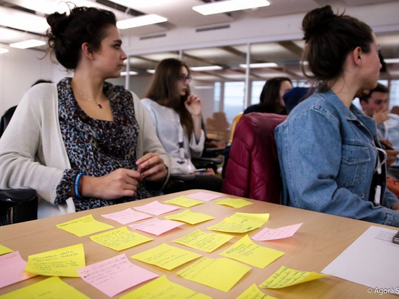 Una Science School Academy in 3 tappe